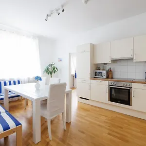  Apartment France | Operastreet Österreich